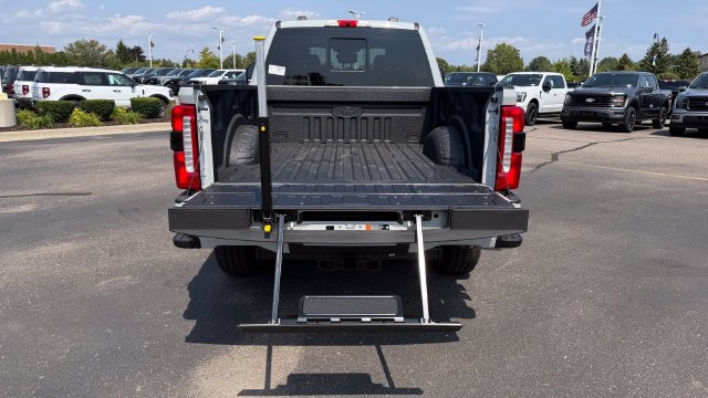 New 2026 Ford F350 Lariat w/ Black Appearance Package AWD/4WD image 13