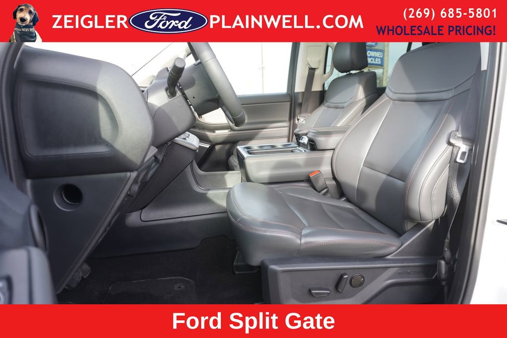 Used 2025 Ford Expedition Active image 19