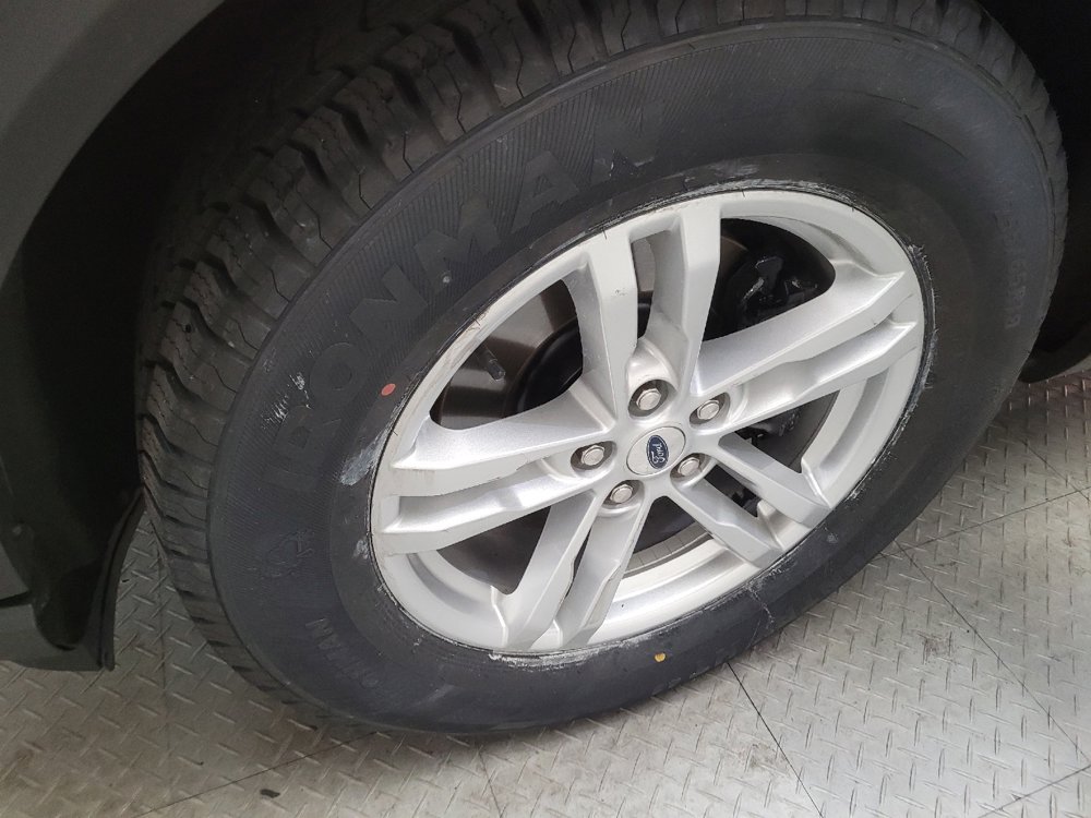 Used 2022 Ford Explorer XLT RWD image 31