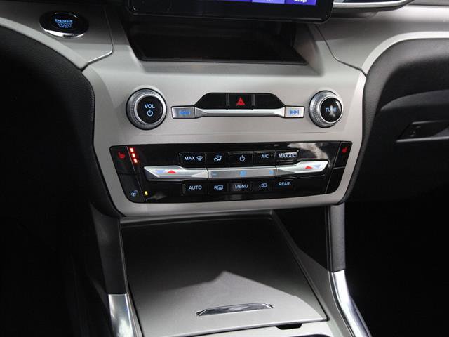 Certified 2023 Ford Explorer XLT w/ Equipment Group 202A image 15