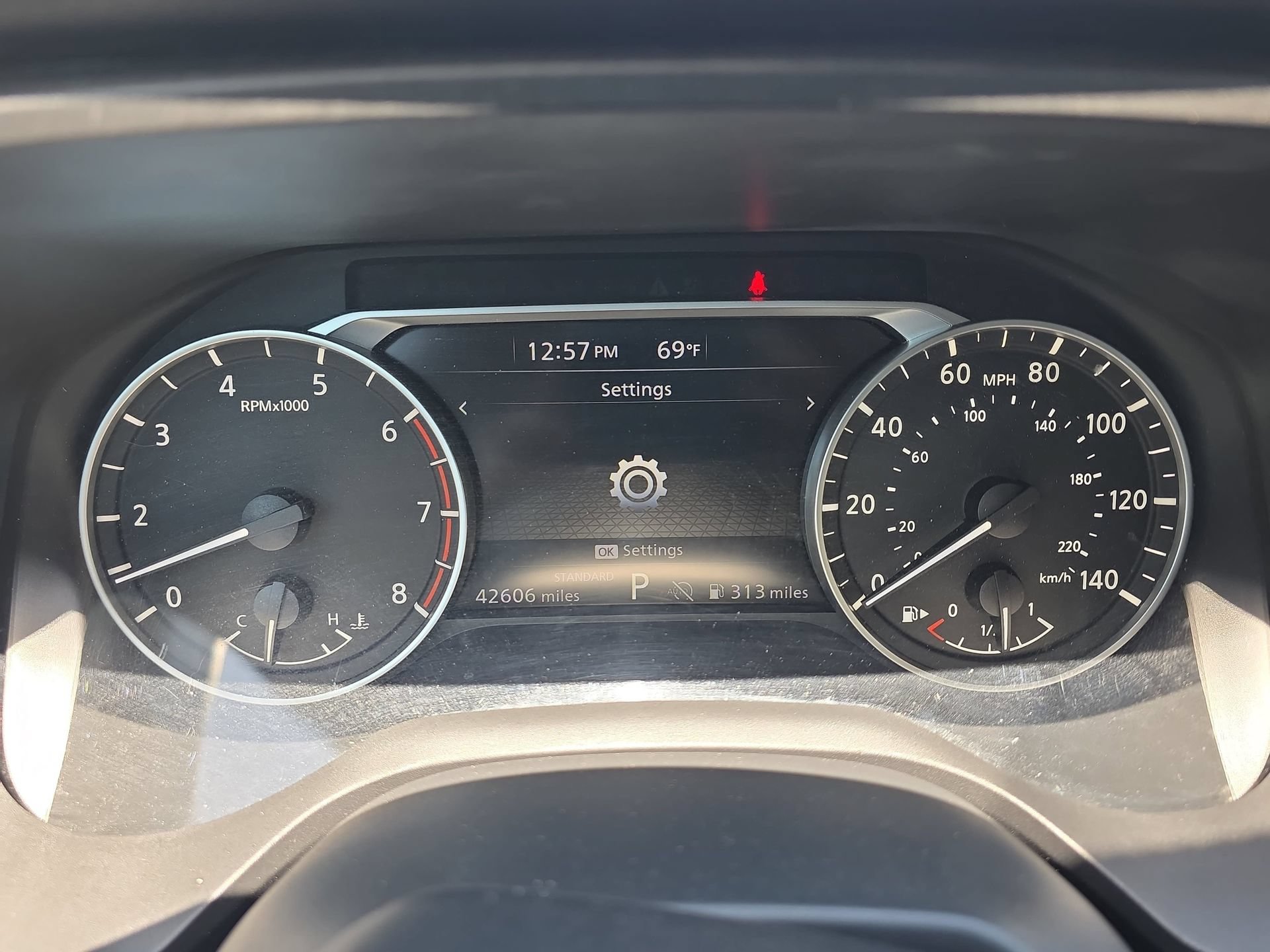 Used 2025 Nissan Rogue SV FWD image 19