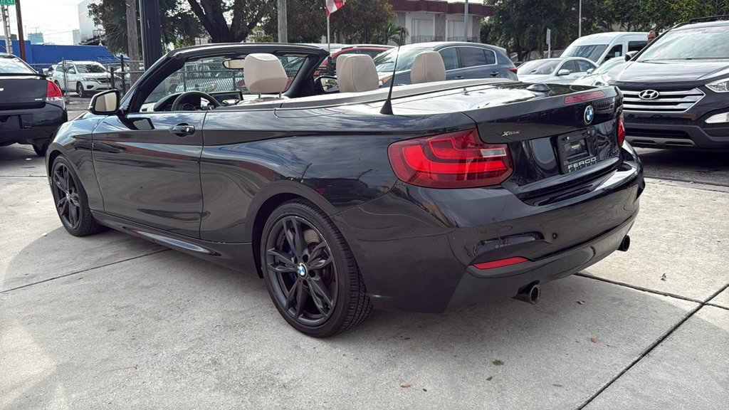 Used 2016 BMW M235i xDrive Convertible AWD/4WD image 21