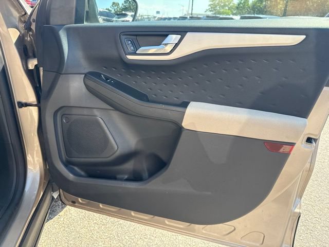 Used 2020 Ford Escape SE AWD/4WD image 23