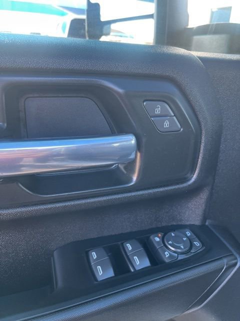 Used 2025 Chevrolet Silverado 2500 Custom w/ Custom Convenience Package image 12