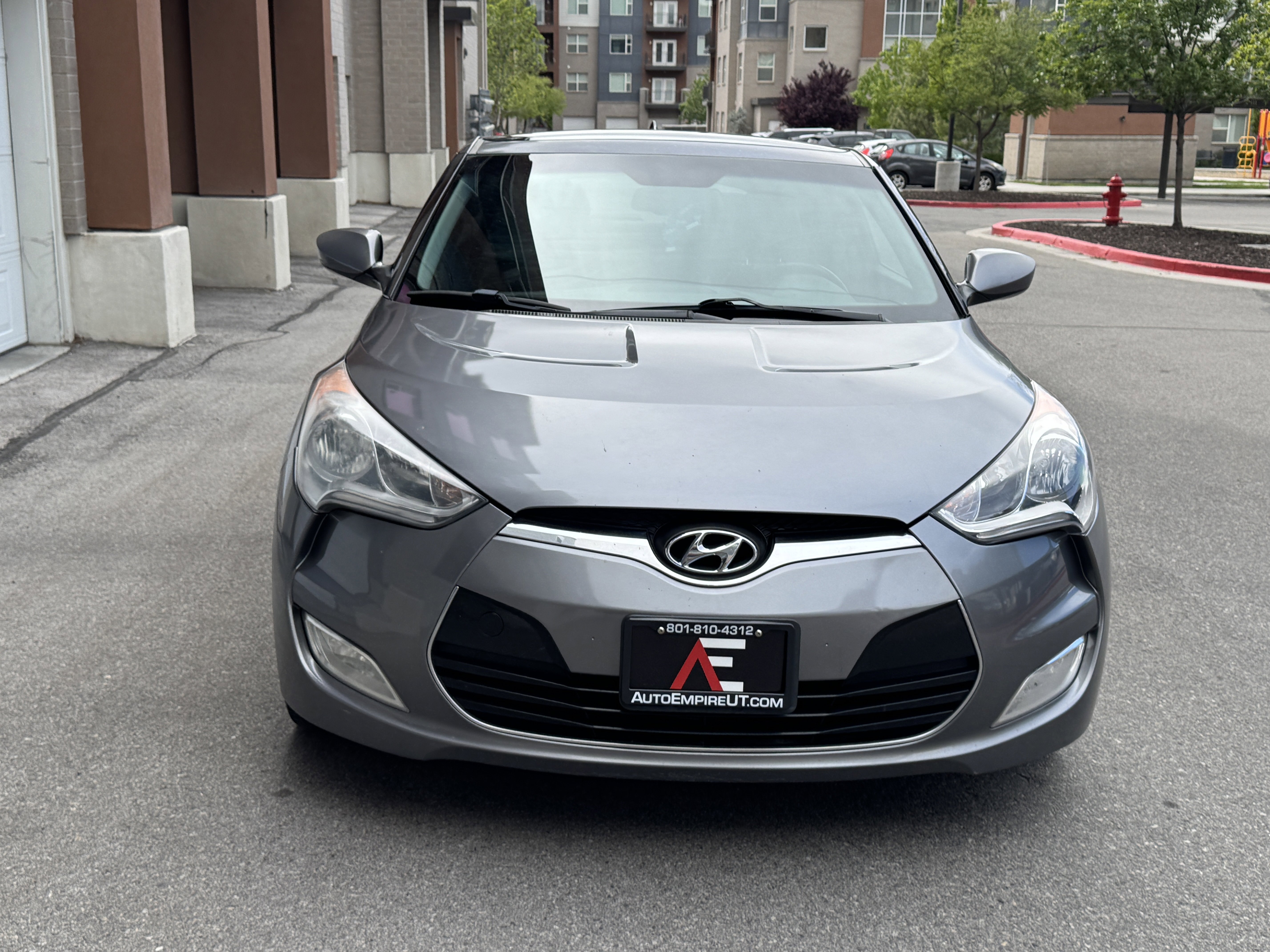 Used 2012 Hyundai Veloster w/ Style Pkg FWD image 9