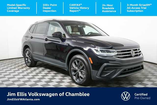 Certified 2024 Volkswagen Tiguan SE FWD image 1
