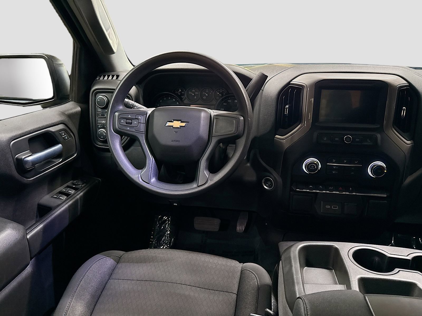 Used 2023 Chevrolet Silverado 1500 Custom AWD/4WD image 23