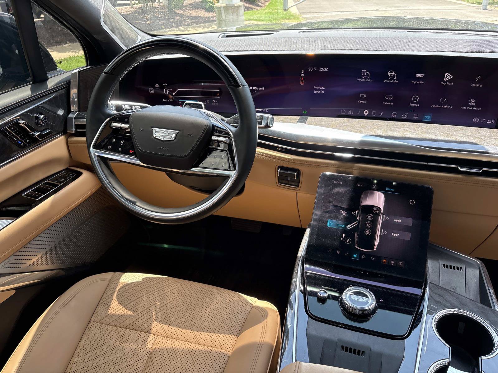Used 2025 Cadillac Escalade IQ Sport 2 AWD/4WD image 28