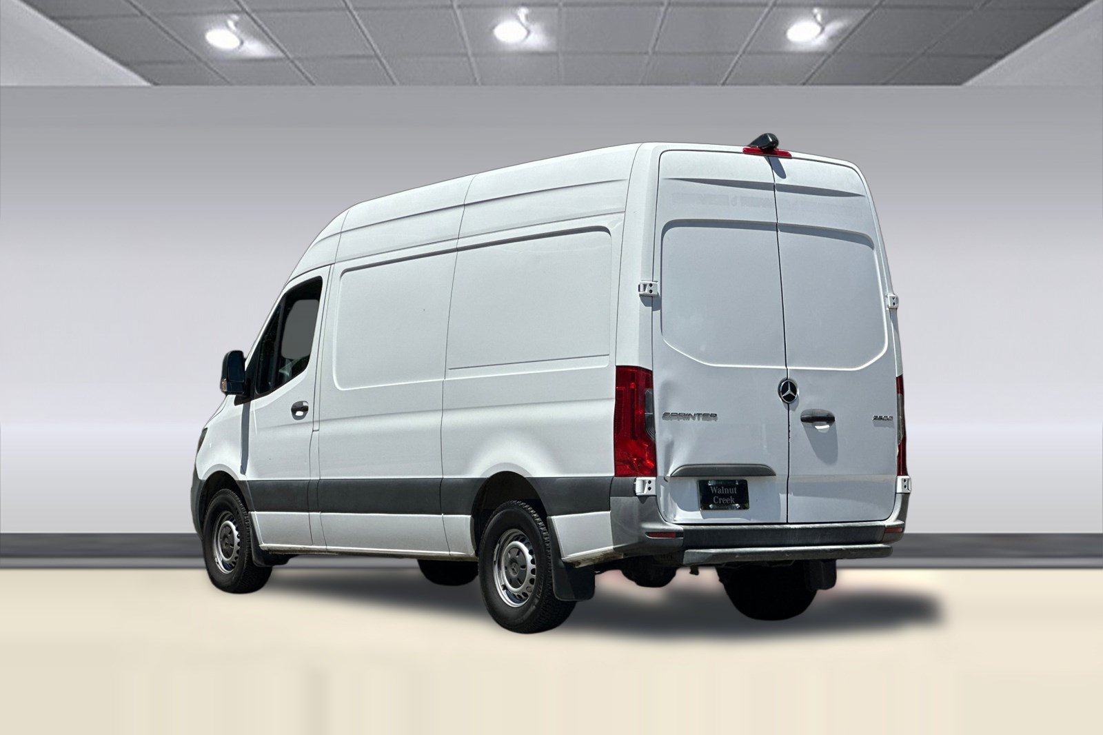 Used 2022 Mercedes-Benz Sprinter 2500 image 3