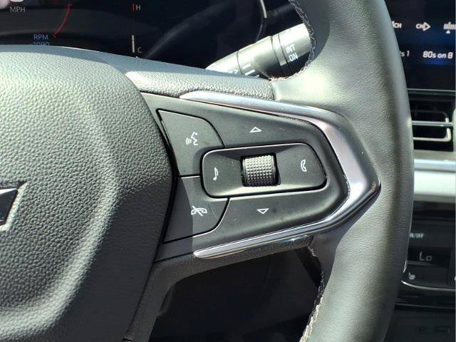 Used 2025 Chevrolet Trax LT w/ Driver Confidence Package FWD image 17