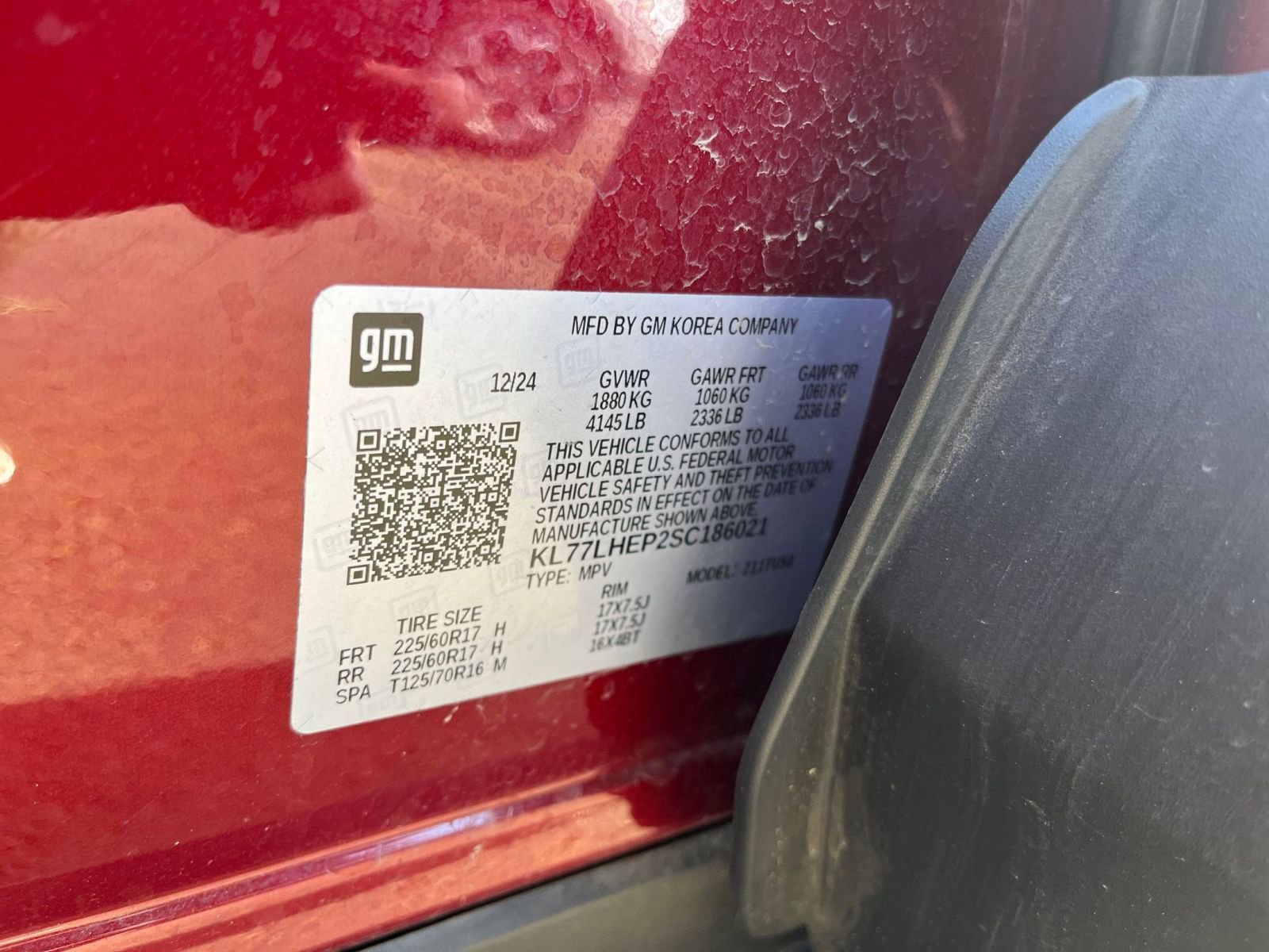 Used 2025 Chevrolet Trax LT FWD image 28