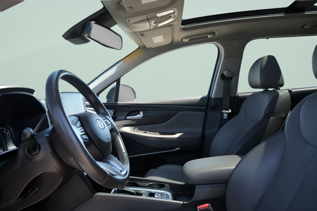 Used 2019 Hyundai Santa Fe AWD image 28