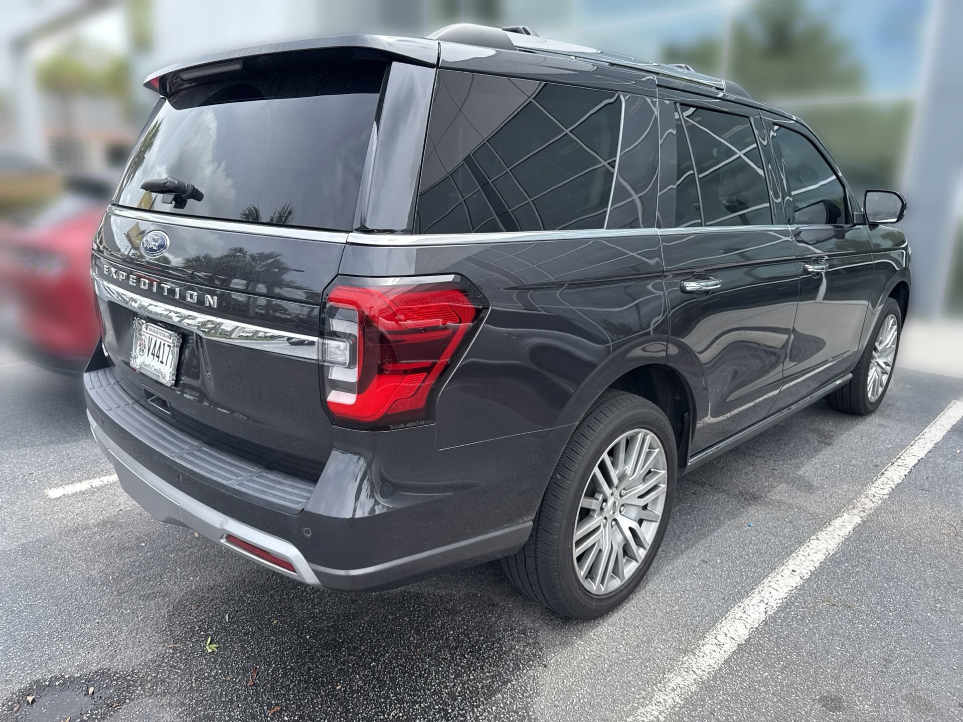 Certified 2023 Ford Expedition Limited RWD image 4