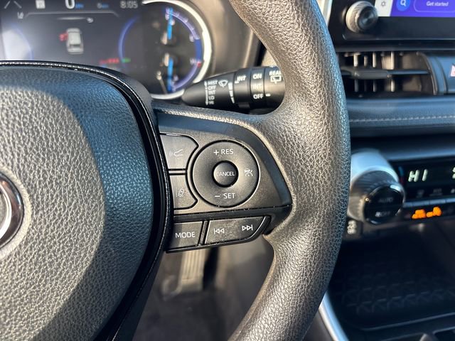 Used 2025 Toyota RAV4 XLE image 18