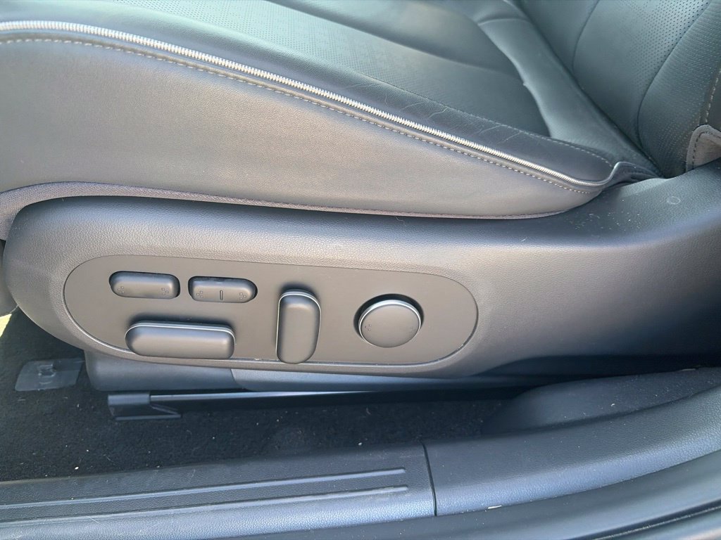 Used 2024 Hyundai Ioniq 5 Limited AWD/4WD image 12