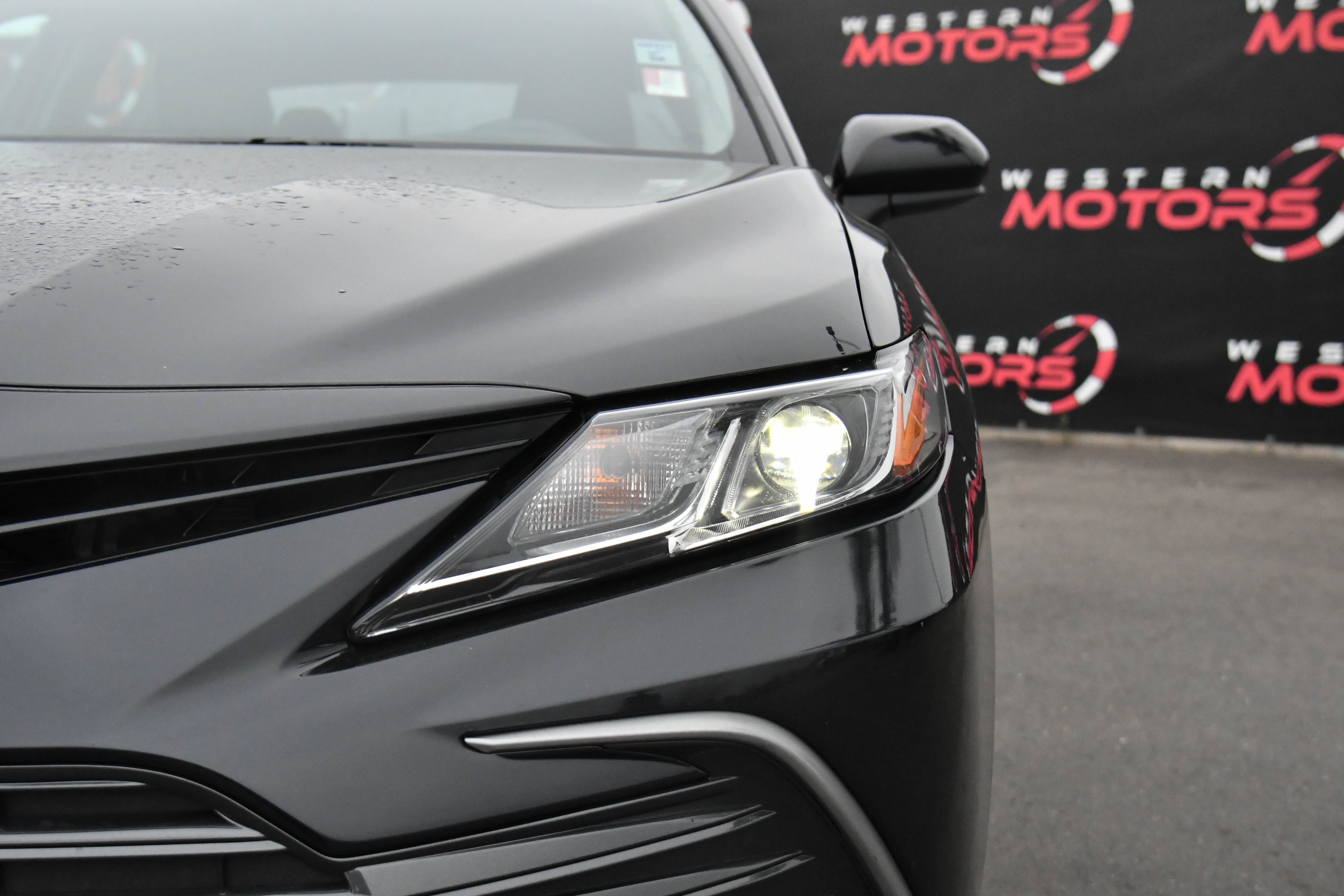 Used 2024 Toyota Camry LE image 11