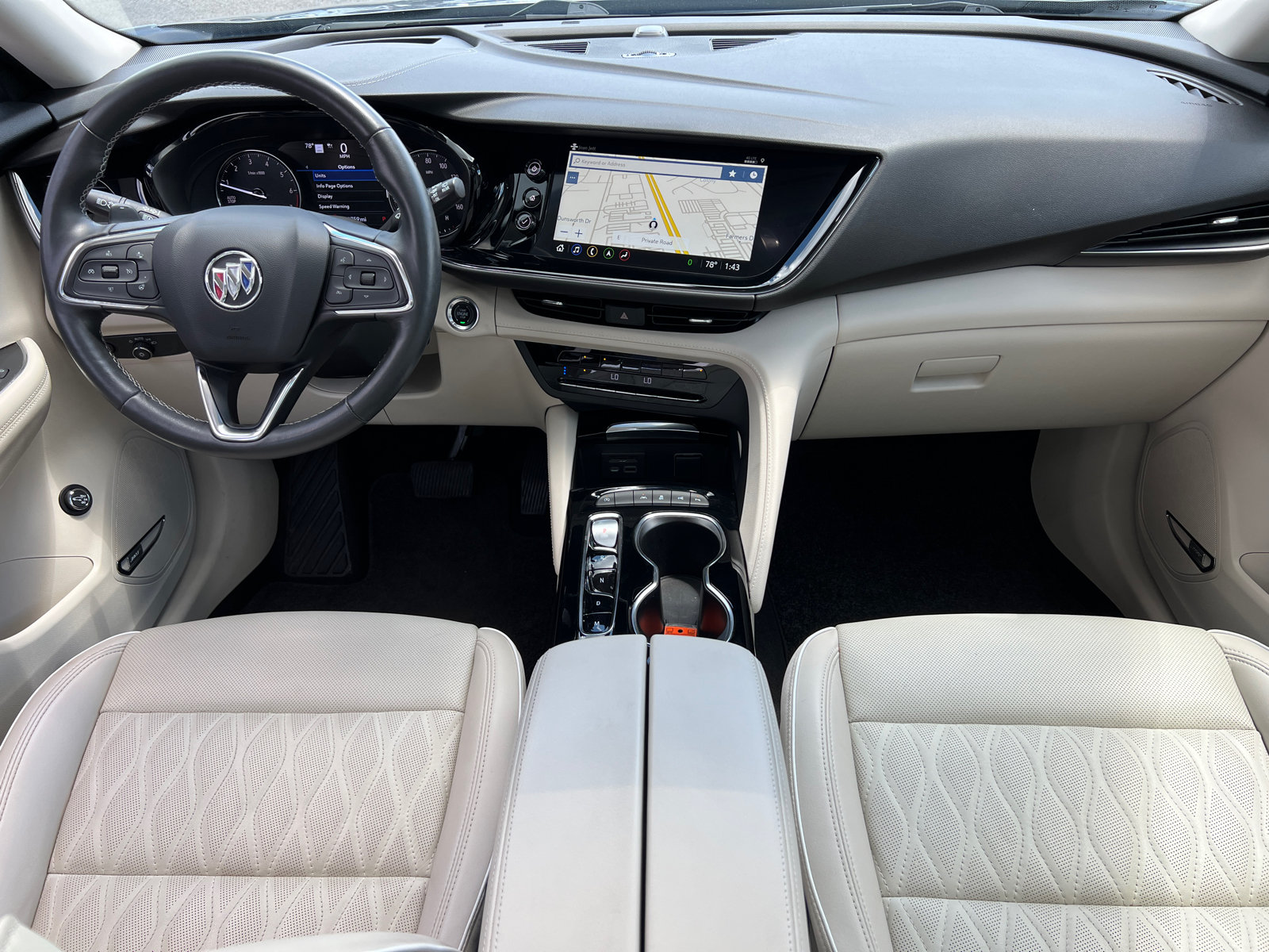 Used 2022 Buick Envision Avenir w/ Technology Package II FWD image 28
