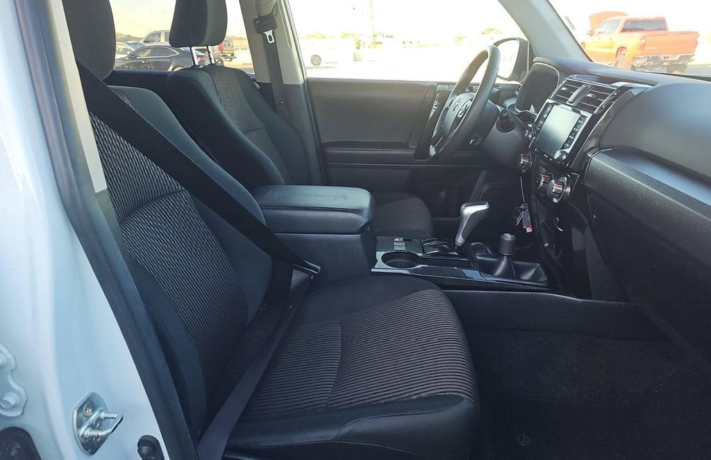 Used 2024 Toyota 4Runner TRD Off-Road image 6