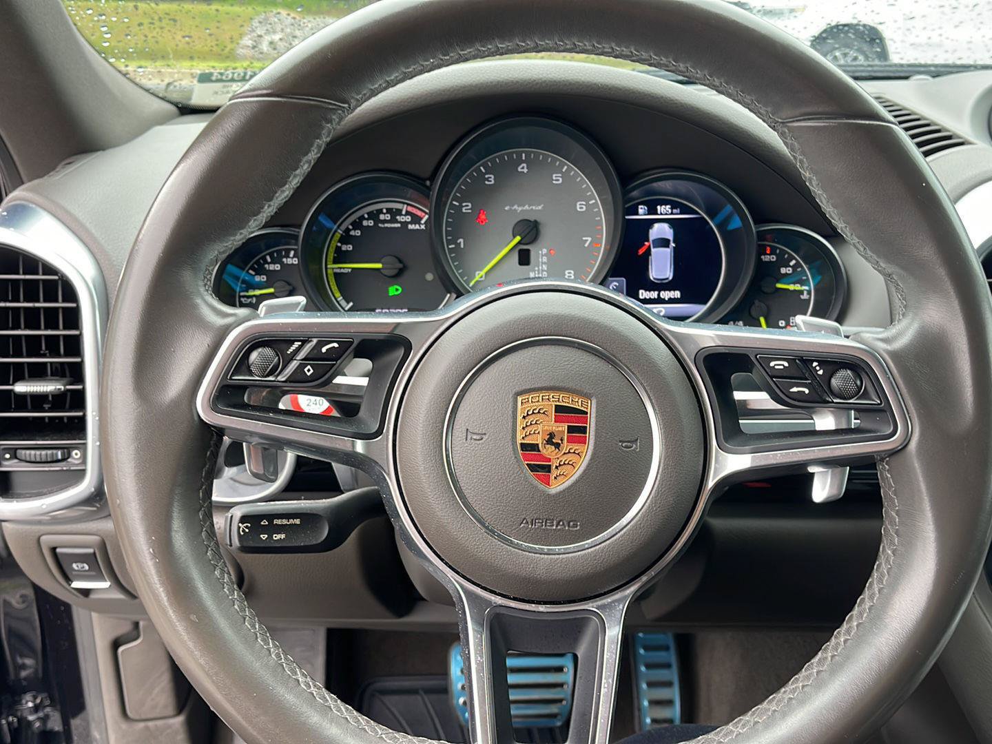 Used 2018 Porsche Cayenne S Platinum AWD/4WD image 25
