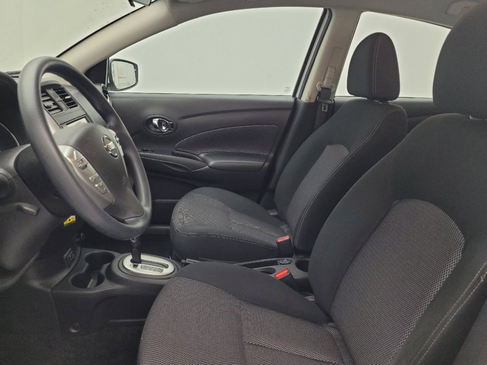 Used 2019 Nissan Versa SV FWD image 17