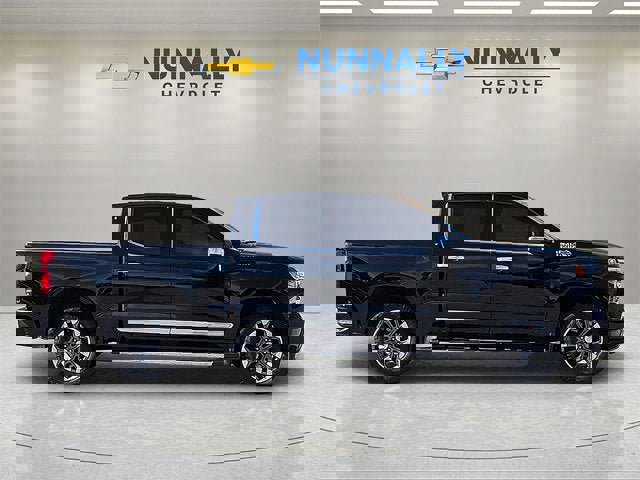 Certified 2024 Chevrolet Silverado 1500 High Country w/ Technology Package image 6