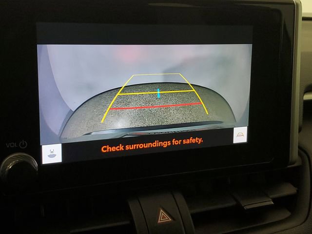 Used 2023 Toyota RAV4 XLE image 28
