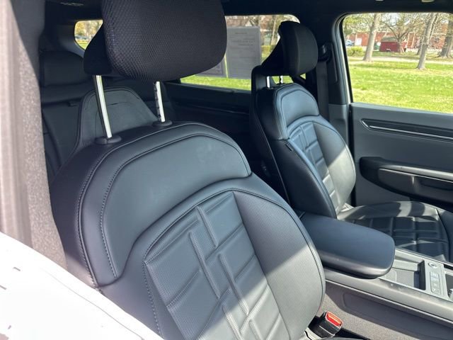 Certified 2026 Kia EV9 Land w/ Nightfall Edition Package image 28