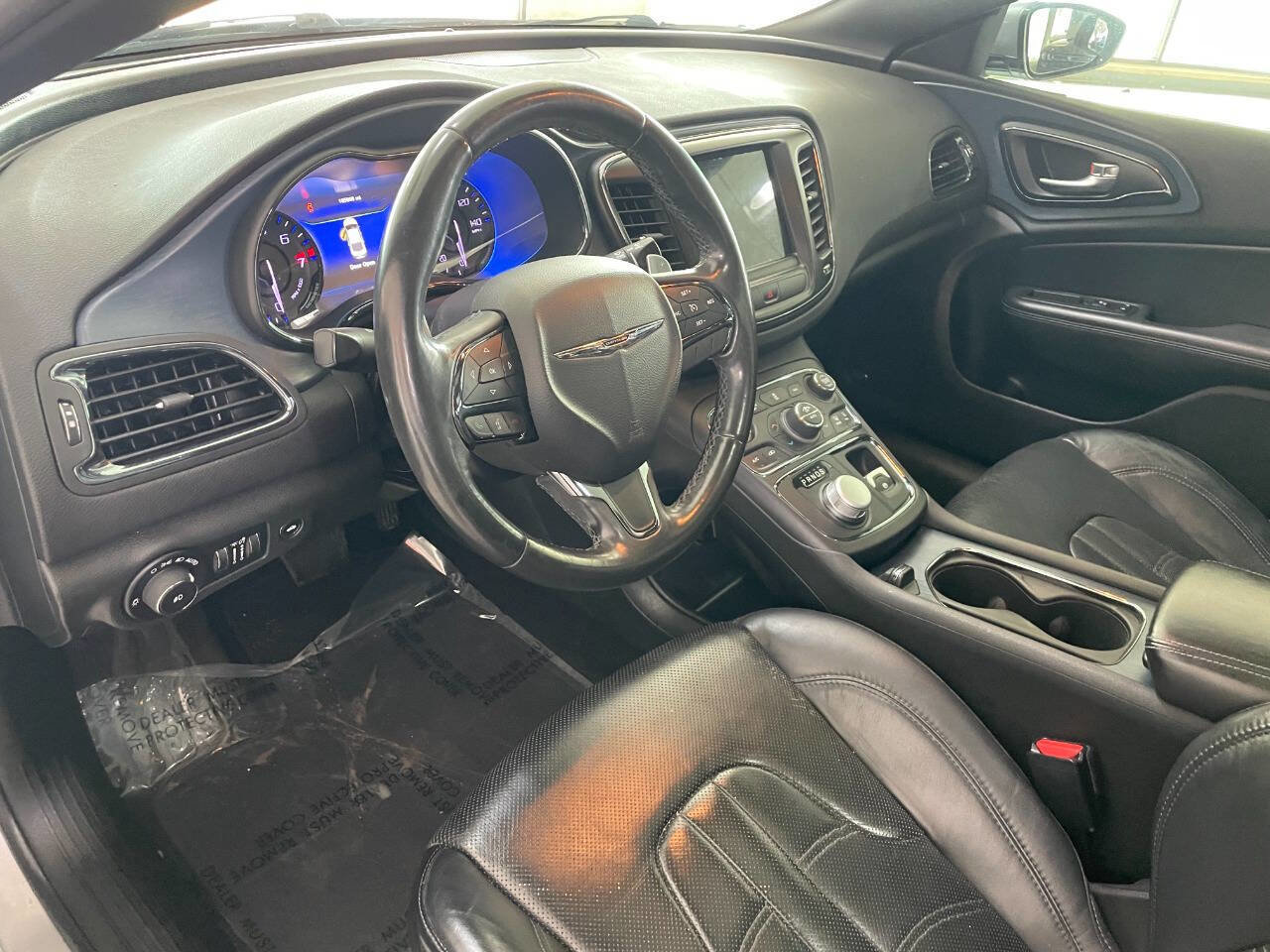 Used 2015 Chrysler 200 S w/ Navigation & Sound Group I image 15