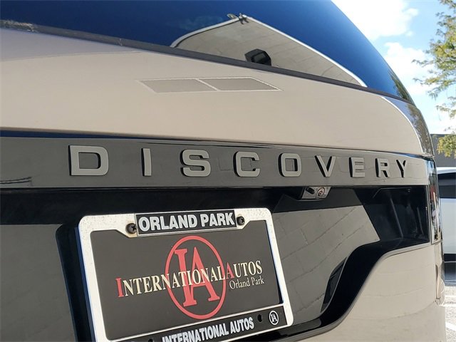 Used 2024 Land Rover Discovery Dynamic SE image 9
