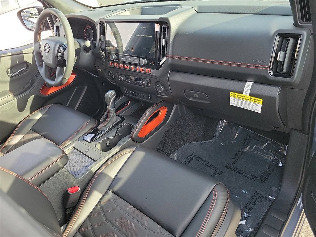 New 2025 Nissan Frontier PRO-4X w/ Pro Premium Package AWD/4WD image 10