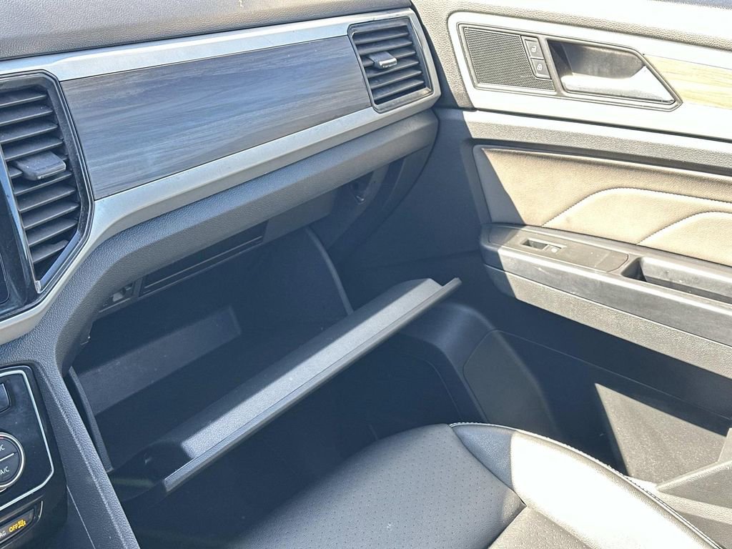 Used 2021 Volkswagen Atlas SEL AWD/4WD image 36