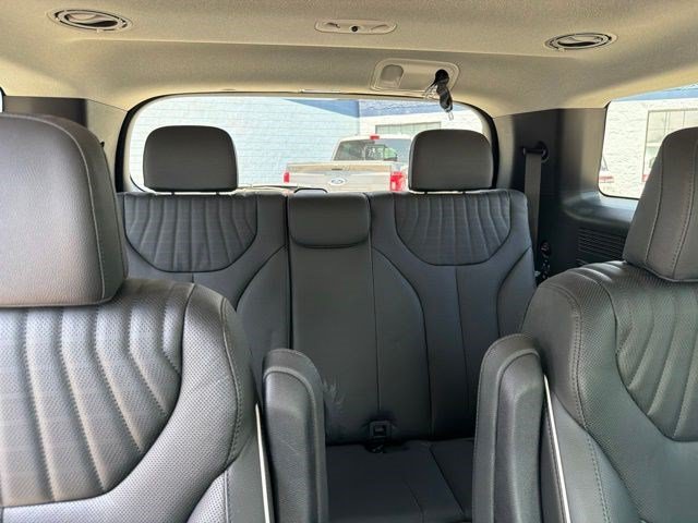 Used 2024 Hyundai Palisade Limited AWD/4WD image 30