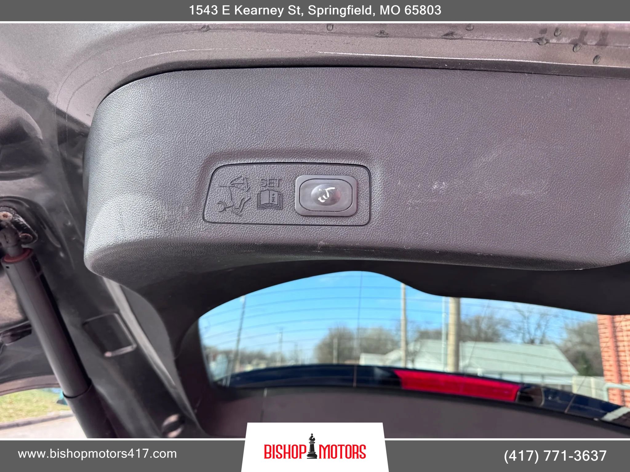 Used 2017 Lincoln MKC Premiere FWD image 13