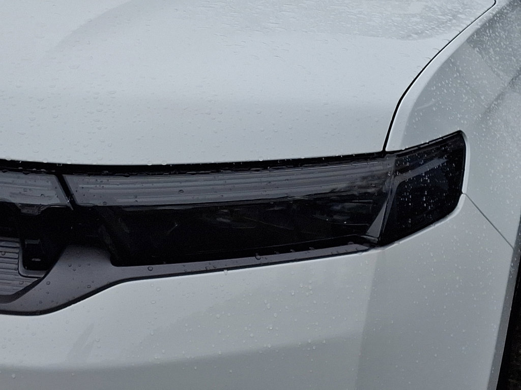 New 2026 Jeep Grand Wagoneer Summit image 4