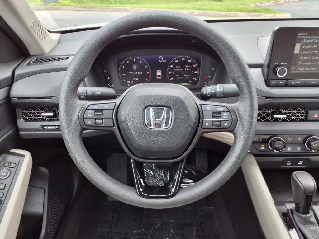 New 2025 Honda Accord SE image 16