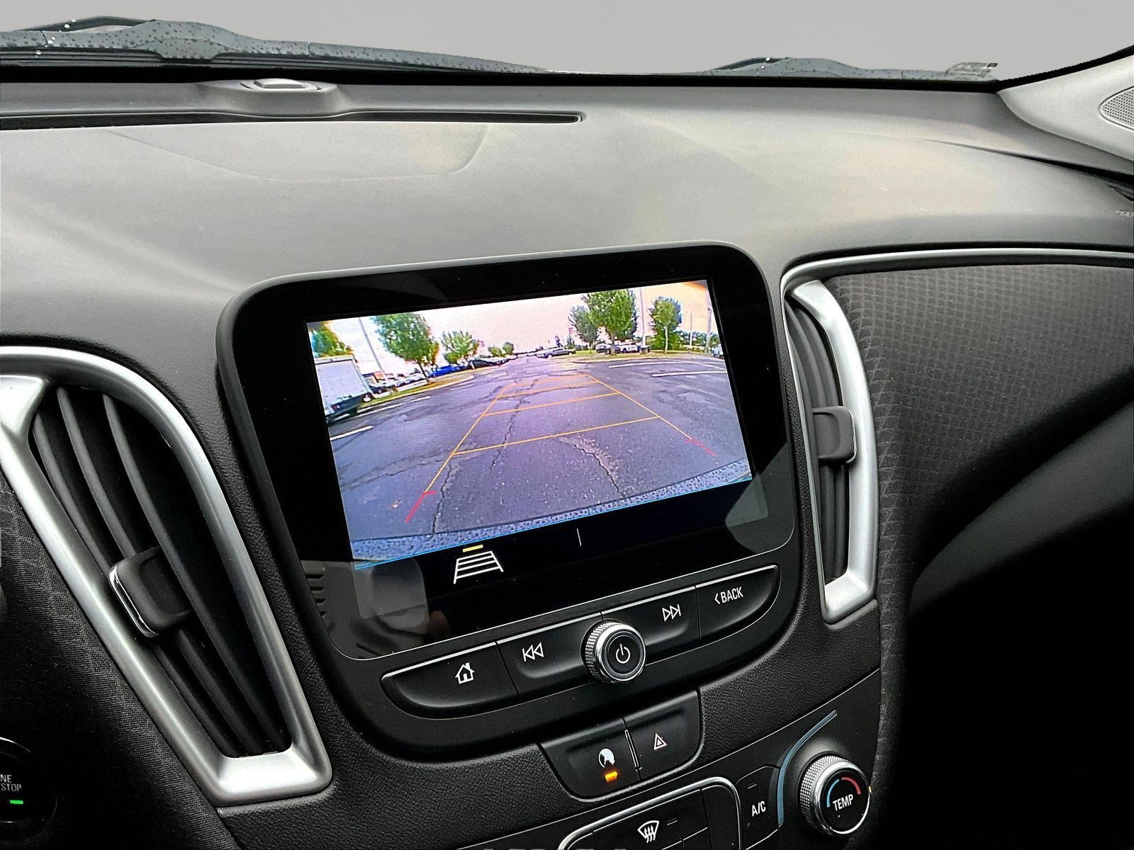 Used 2020 Chevrolet Malibu RS FWD image 11