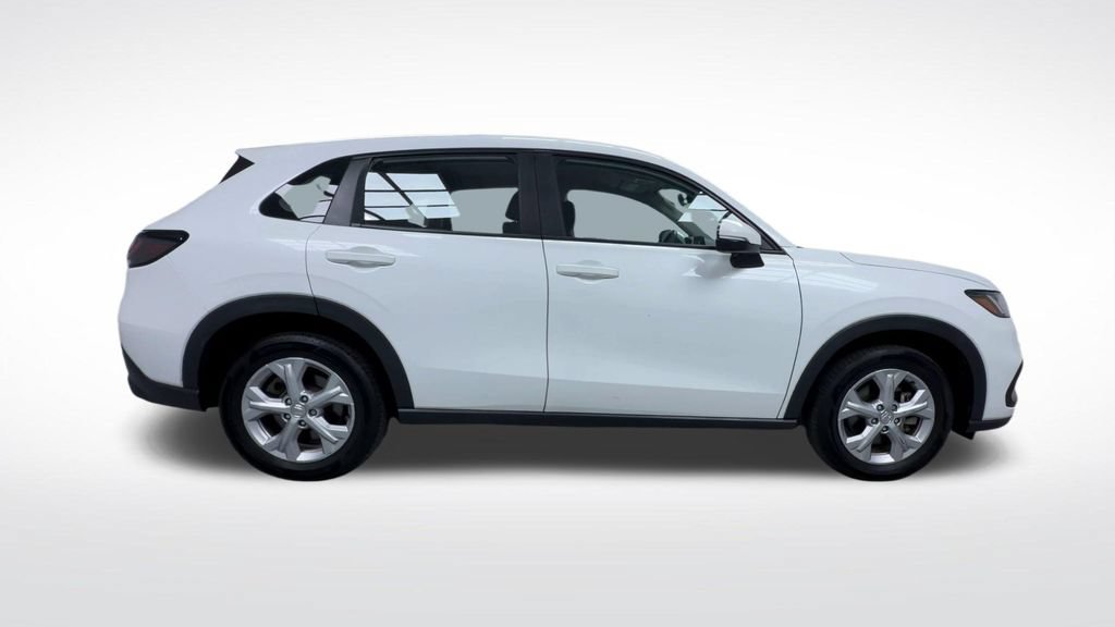 Used 2024 Honda HR-V LX image 9