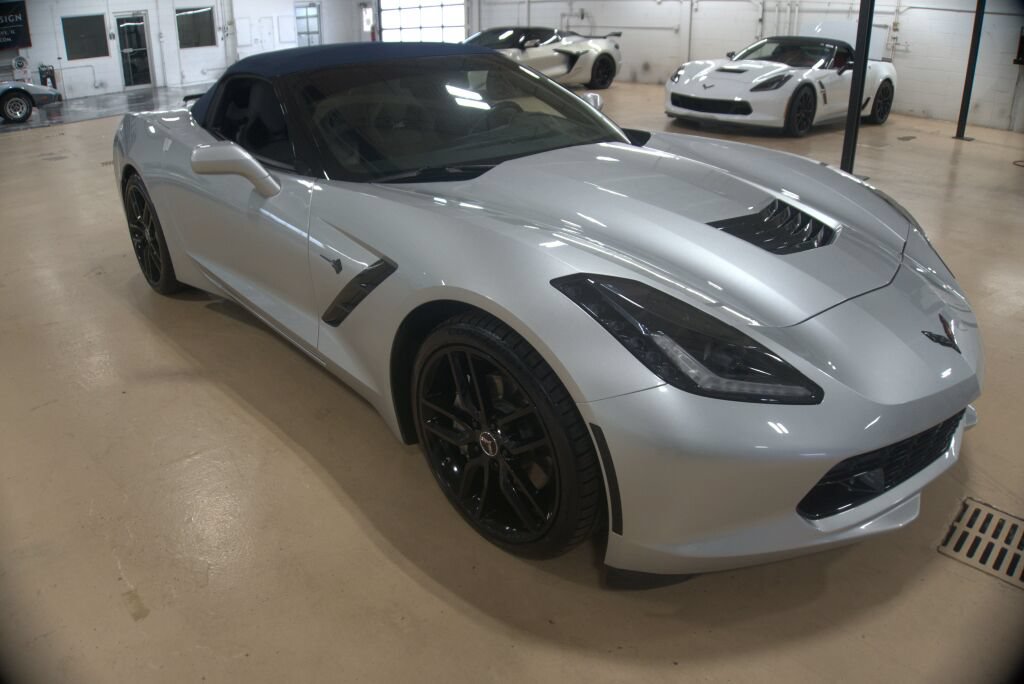Used 2014 Chevrolet Corvette Stingray Convertible w/ 2LT Preferred Equipment Group RWD image 7