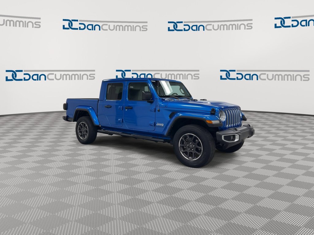 Used 2022 Jeep Gladiator Overland w/ Popular Equipment Package AWD/4WD image 2