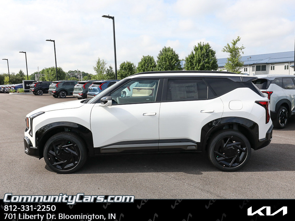 New 2027 Kia Seltos X-Line SX AWD/4WD image 3