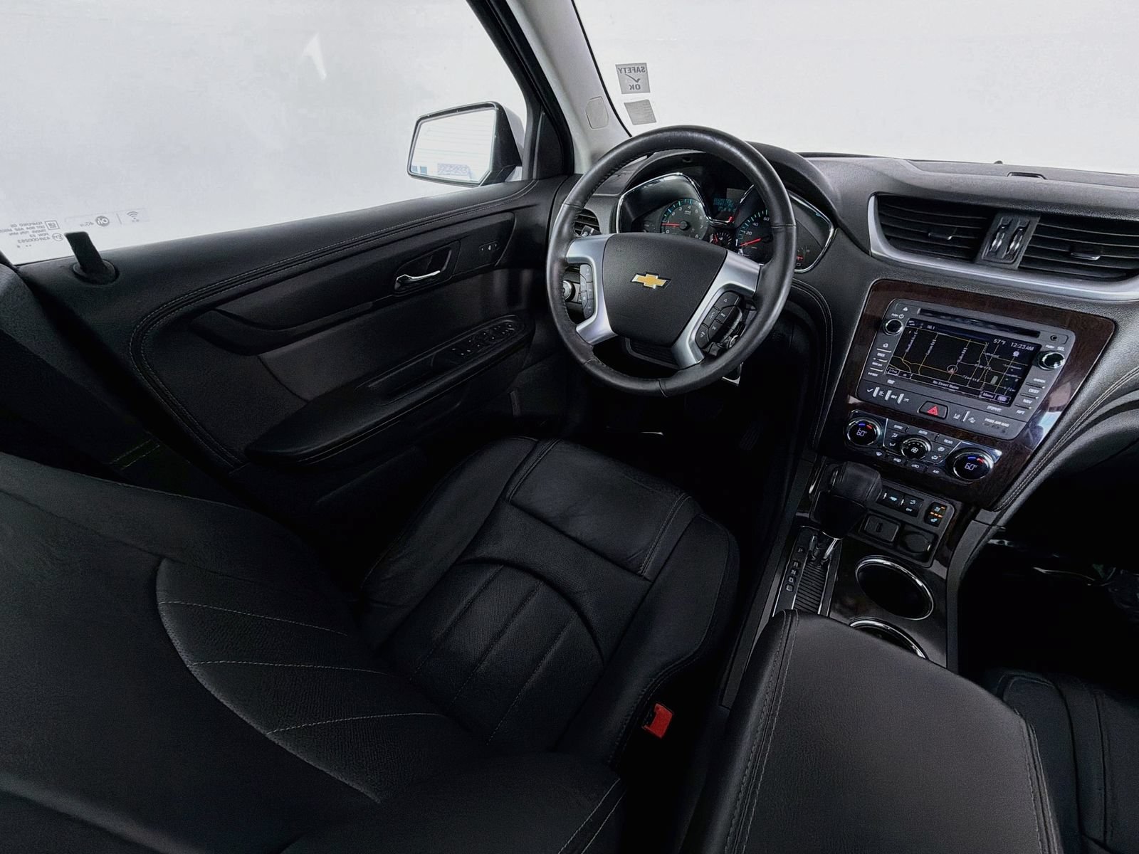 Used 2017 Chevrolet Traverse Premier AWD/4WD image 11