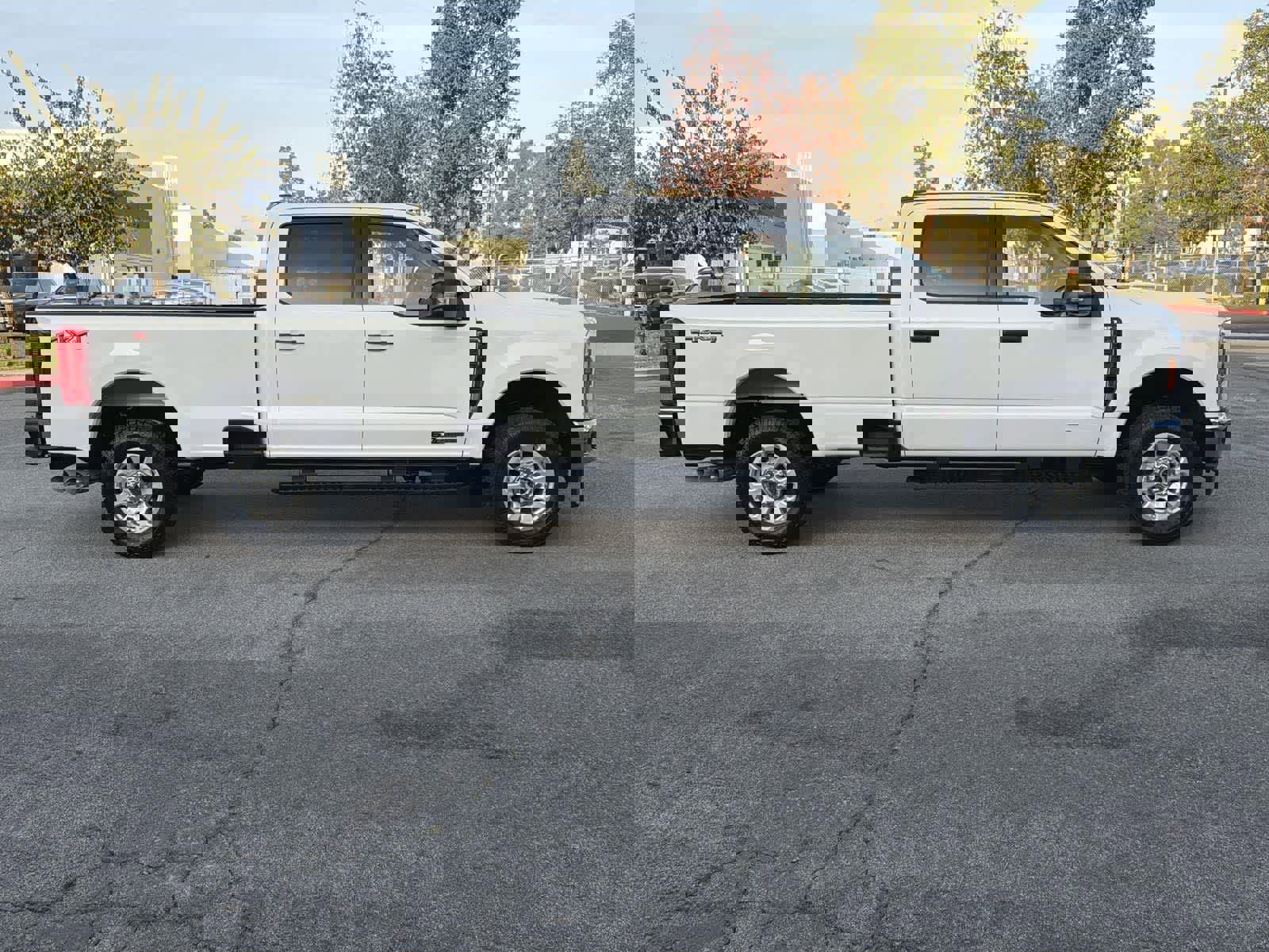 Used 2024 Ford F250 XLT image 3