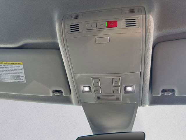 Used 2024 Volkswagen Tiguan Wolfsburg Edition image 17