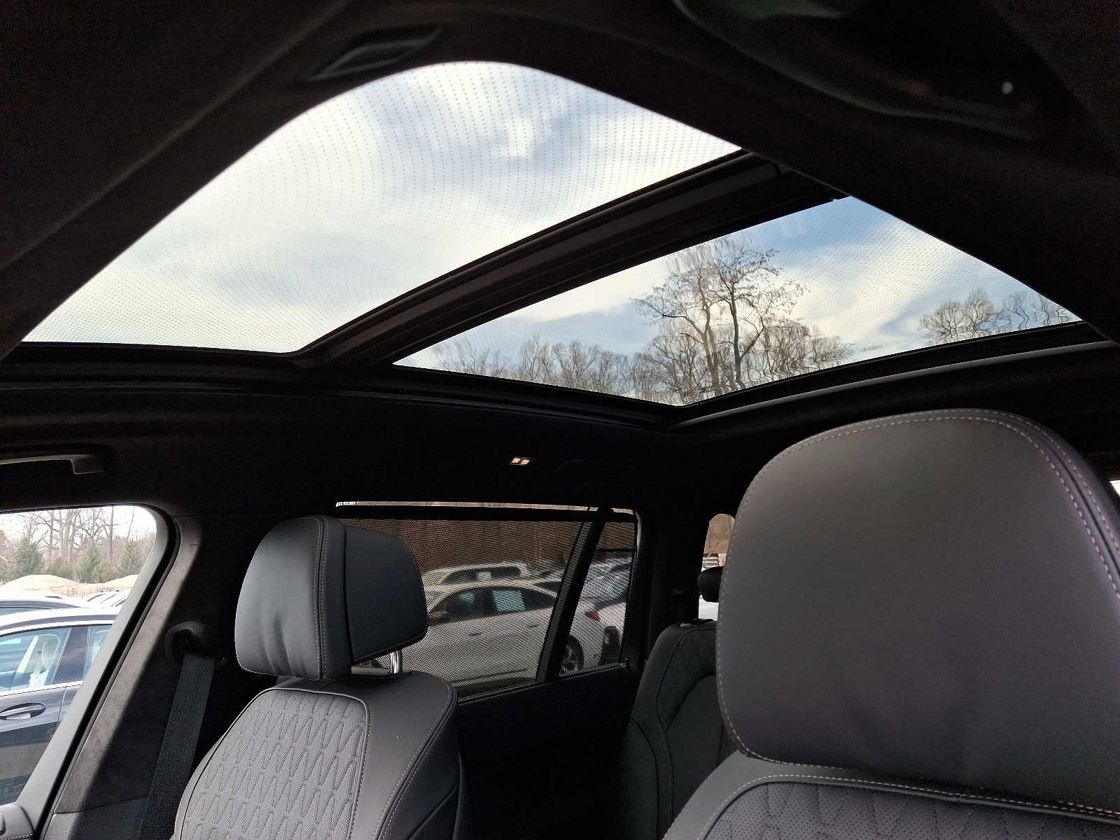 Used 2025 BMW X7 M60i image 14