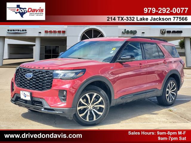 Used 2025 Ford Explorer ST-Line image 1