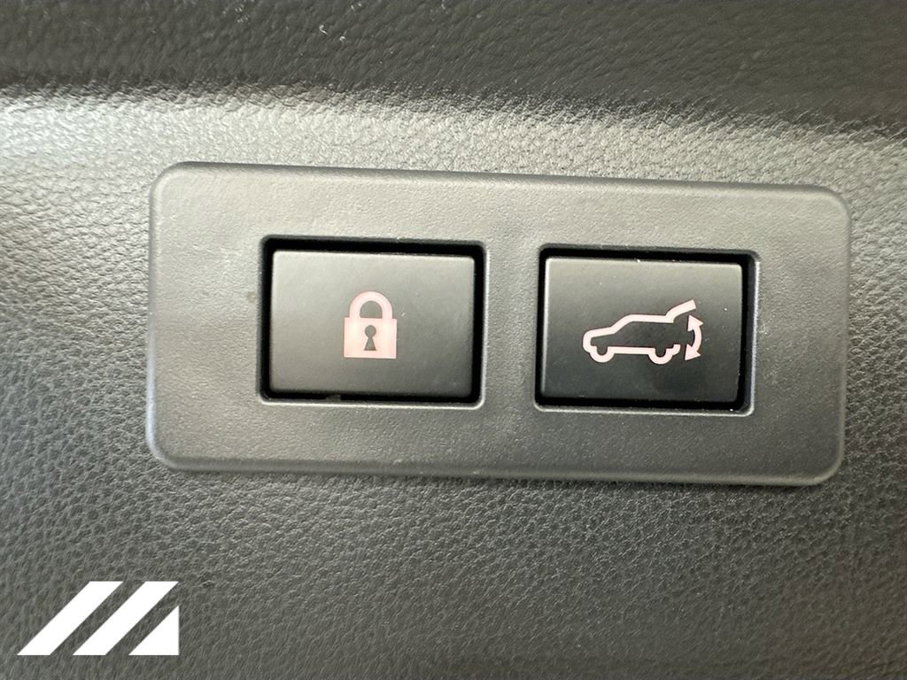 Used 2024 Subaru Forester Limited image 31