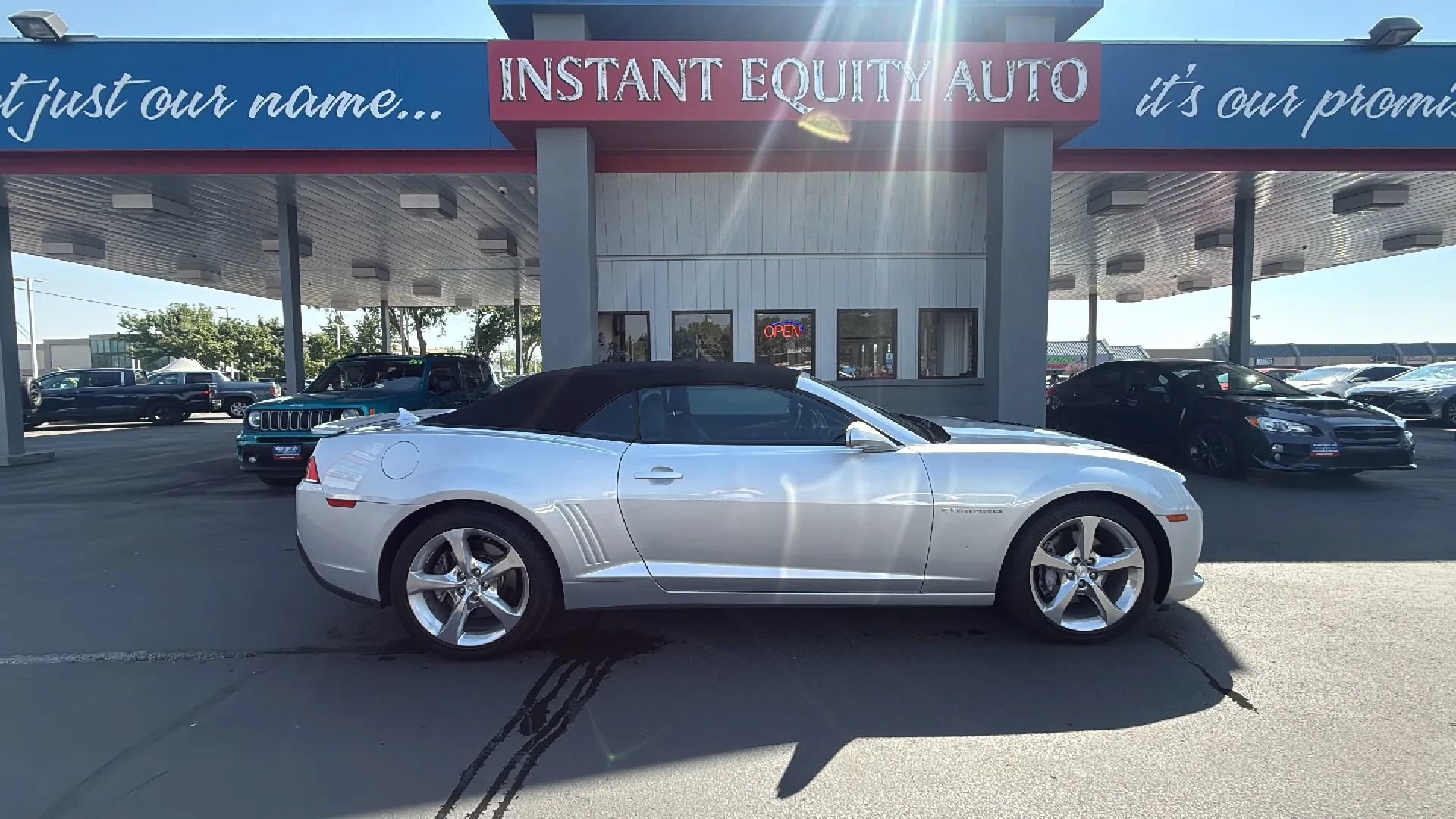 Used 2015 Chevrolet Camaro SS w/ RS Package RWD image 7