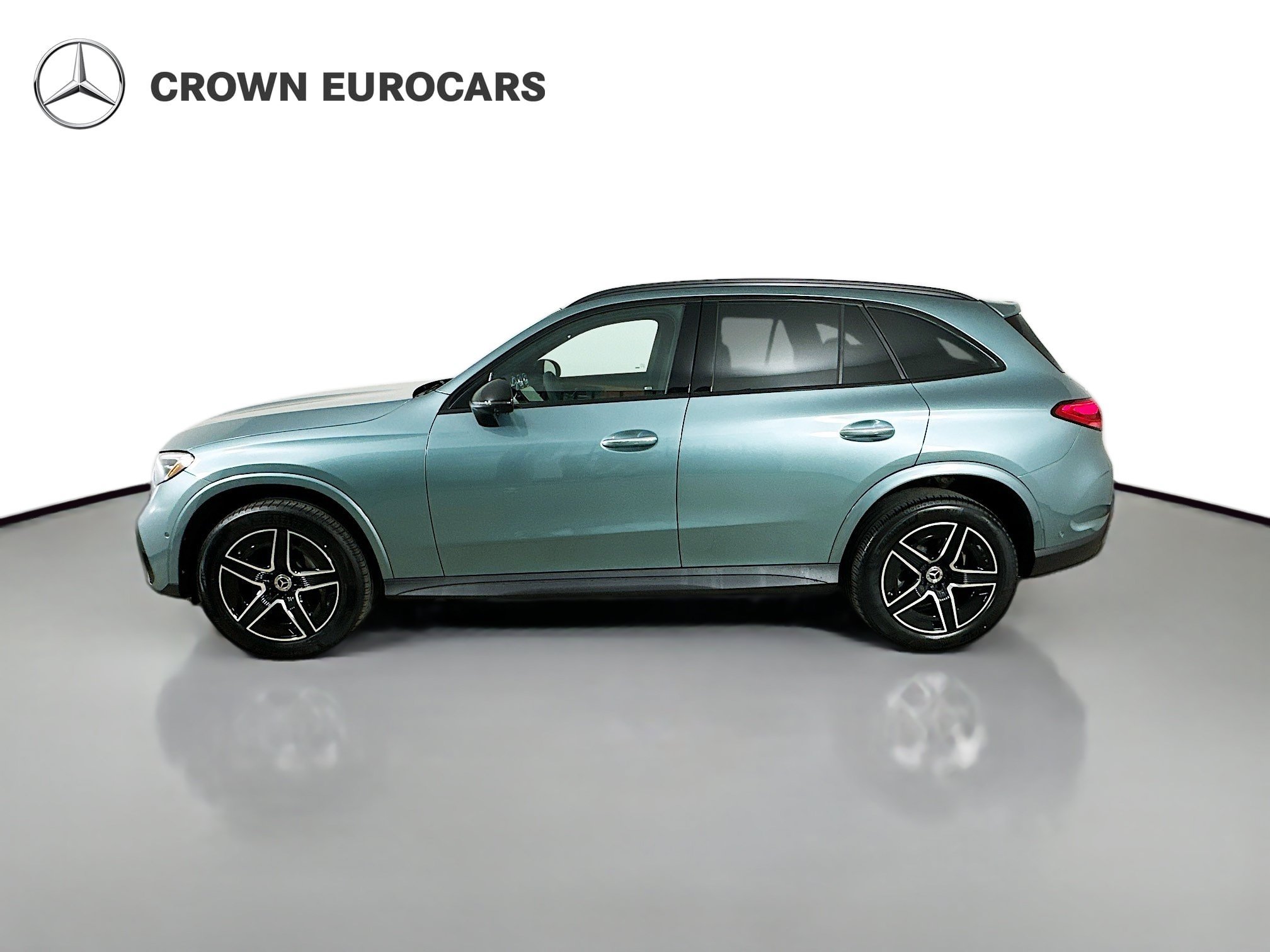 Used 2026 Mercedes-Benz GLC 300 4MATIC image 4