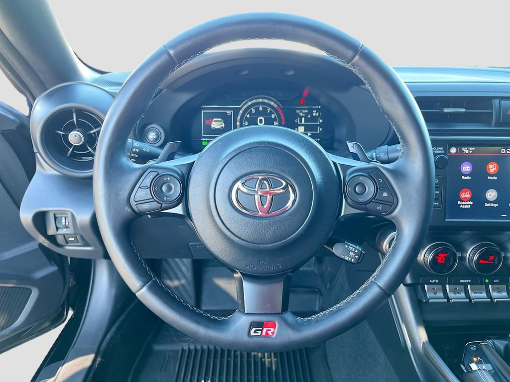 Used 2023 Toyota GR86 w/ ALL Weather Mat Package (TMS) RWD image 11