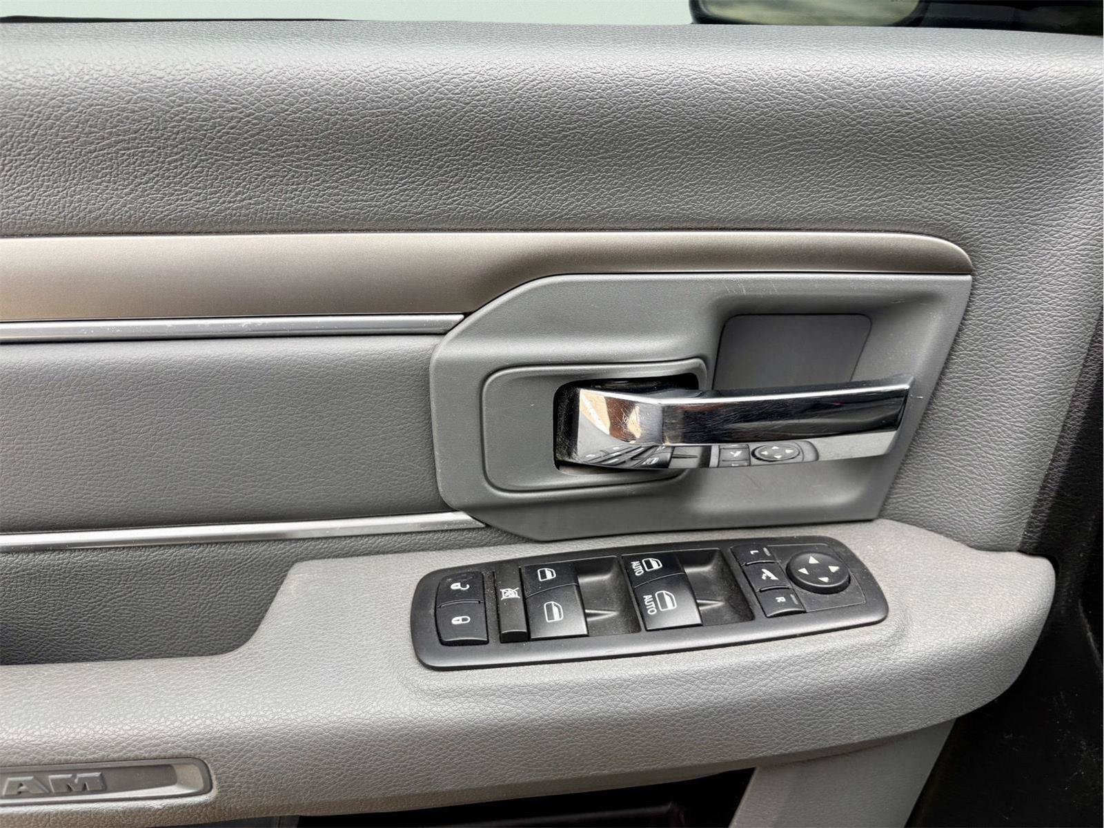 Used 2017 RAM 1500 Big Horn AWD/4WD image 16
